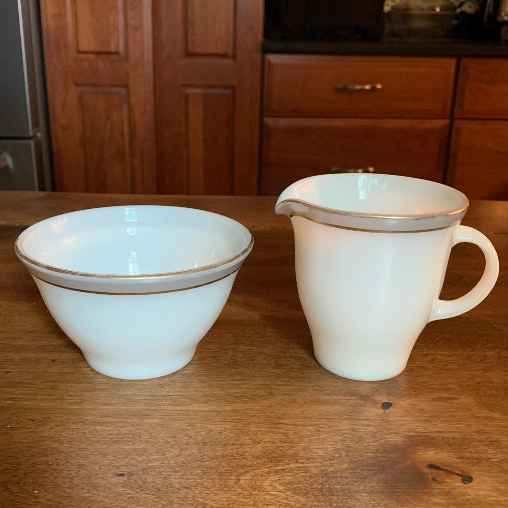 Pyrex 1950’s Dove Gray Open Sugar Bowl and Creamer